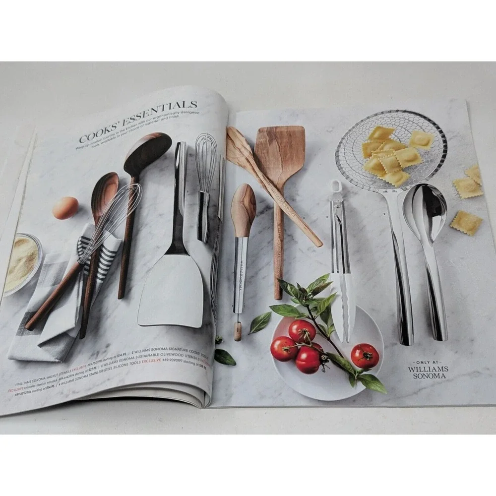 Williams Sonoma Catalog Holiday 2021 Look Book  Thanksgiving Kitchen Decor VTG‎